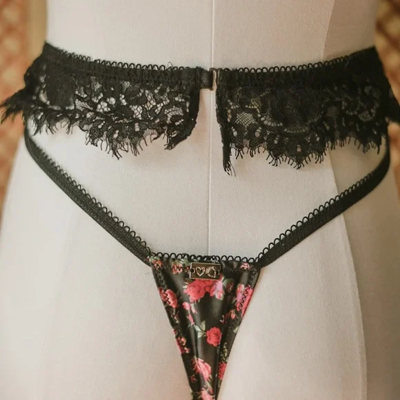 For Love & Lemons thong - Picture 4 of 5